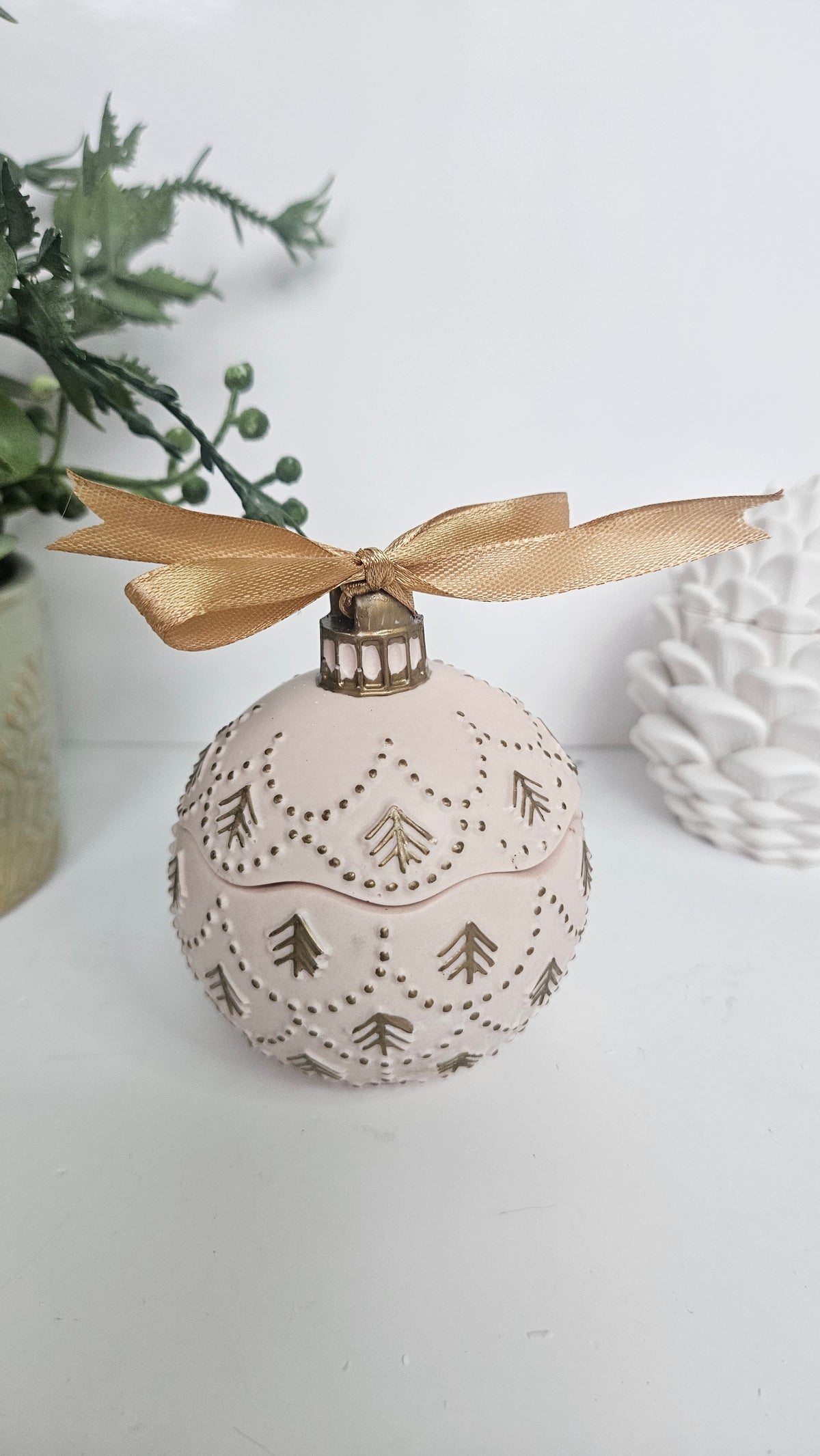 Christmas Bauble Vessel (Medium)