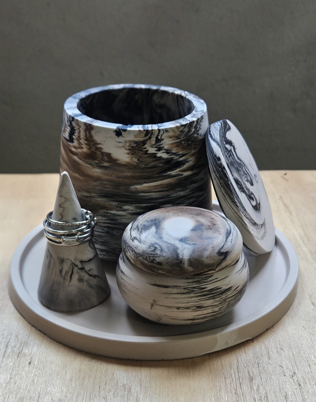 Marbled Set