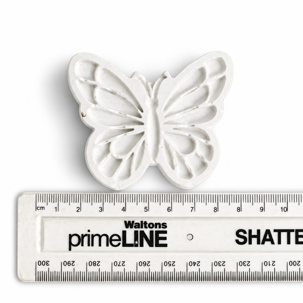 Single unpainted figurines