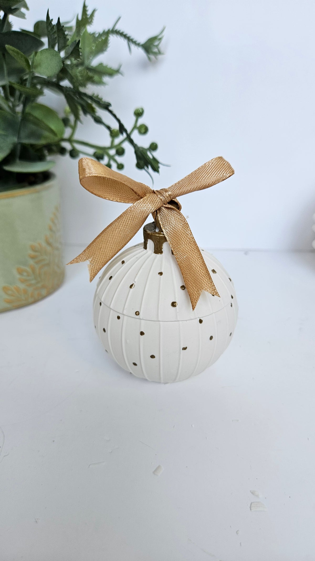 Christmas Bauble Vessel (Small)