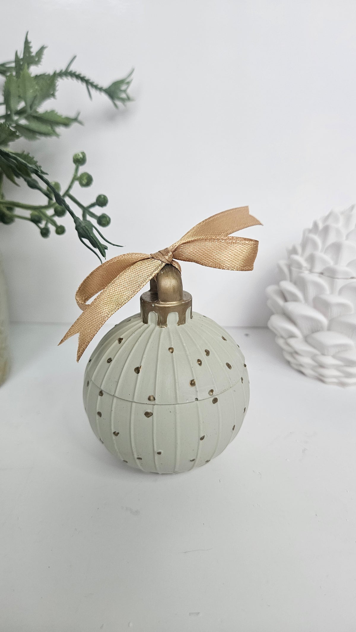 Christmas Bauble Vessel (Small)