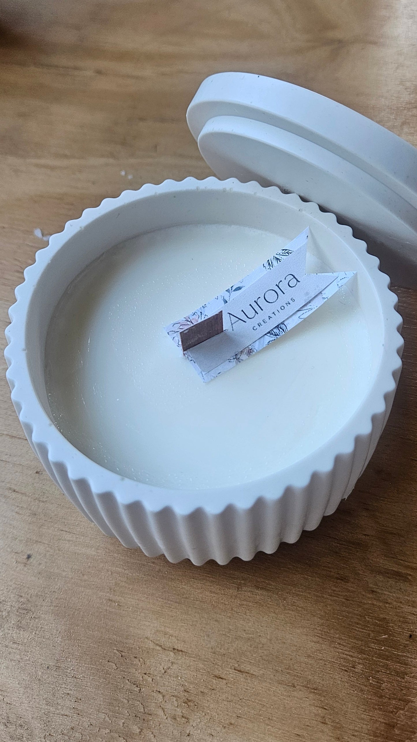 Elara Lume Soy Candle