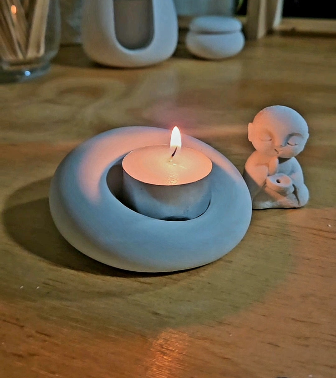 Luna Dish